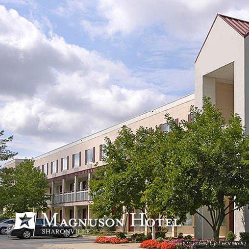 Travelodge - Cincinnati Sharonville Exterior photo